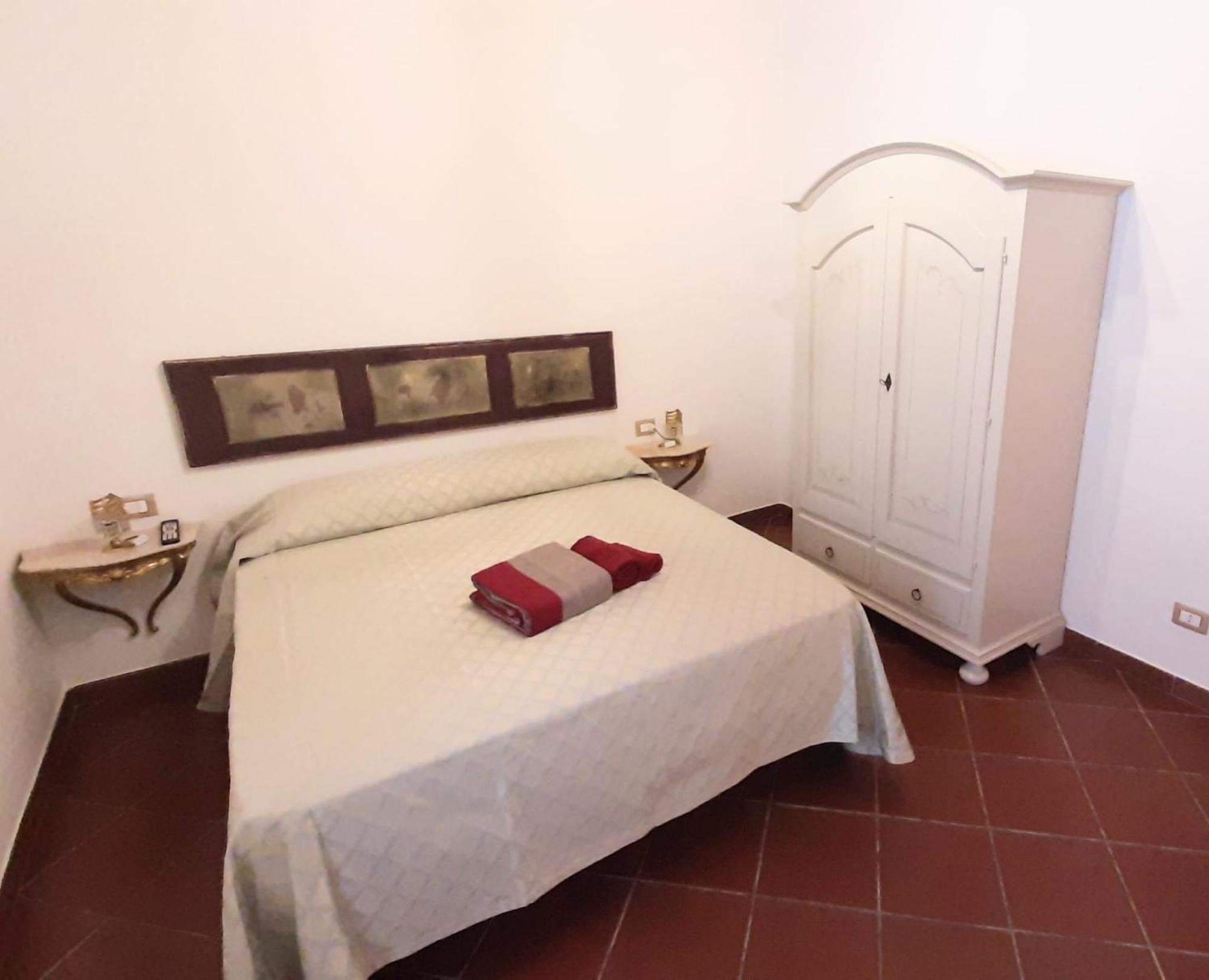 Bed and Breakfast Casale Battaglini Castelnuovo Cilento Екстер'єр фото